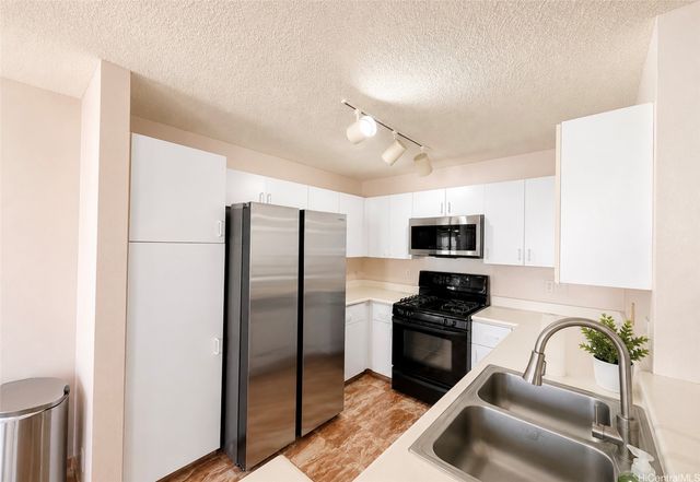 91-911 Nohoihoewa Place, Ewa Beach, HI 96706