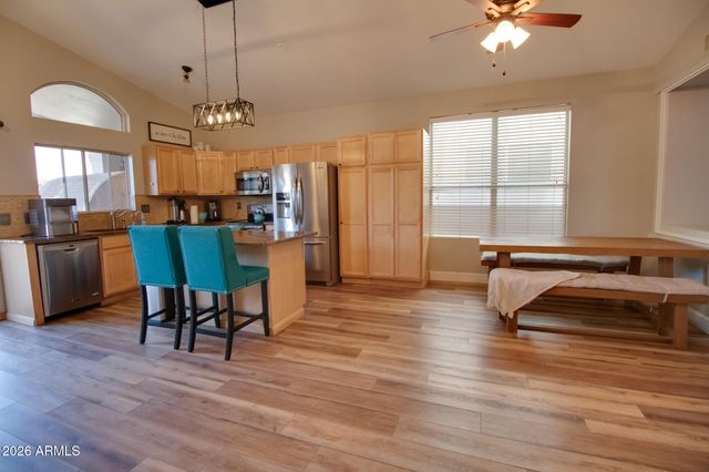 1076 W Glenmere Drive, Chandler, AZ 85224