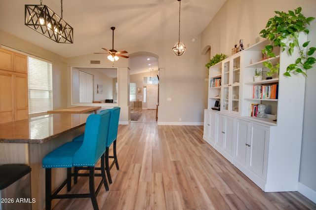 1076 W Glenmere Drive, Chandler, AZ 85224