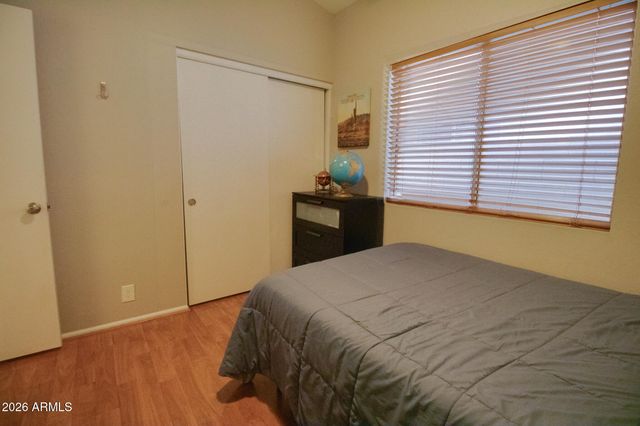 1076 W Glenmere Drive, Chandler, AZ 85224