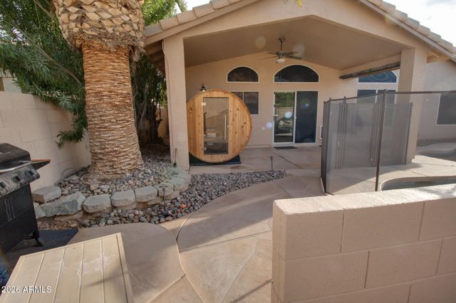 1076 W Glenmere Drive, Chandler, AZ 85224