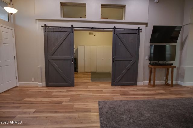 1076 W Glenmere Drive, Chandler, AZ 85224