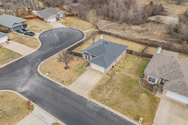 334 Beaumont Drive, Weatherford, TX 76086