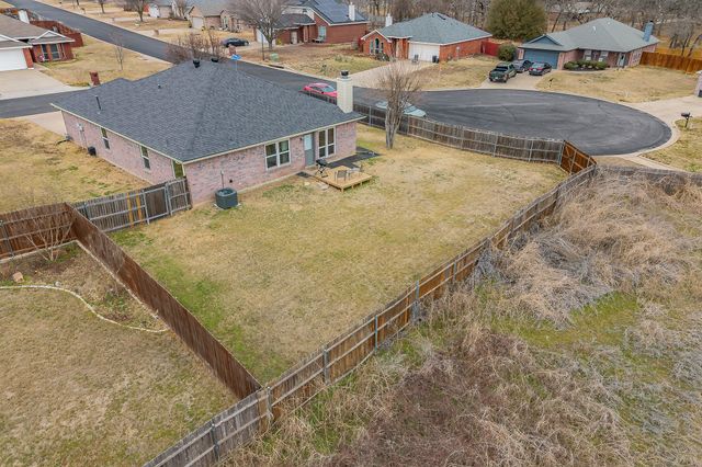 334 Beaumont Drive, Weatherford, TX 76086