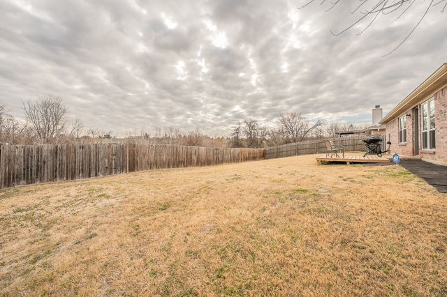 334 Beaumont Drive, Weatherford, TX 76086