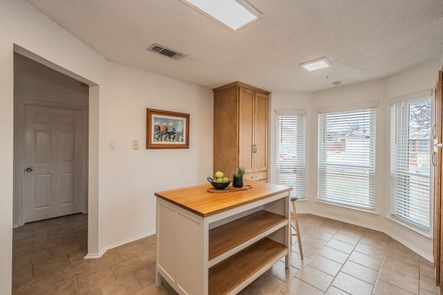 334 Beaumont Drive, Weatherford, TX 76086