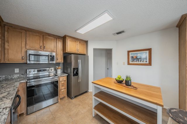 334 Beaumont Drive, Weatherford, TX 76086