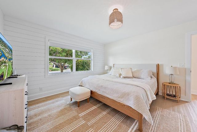 1604 Seabrook Road, Tequesta, FL 33469