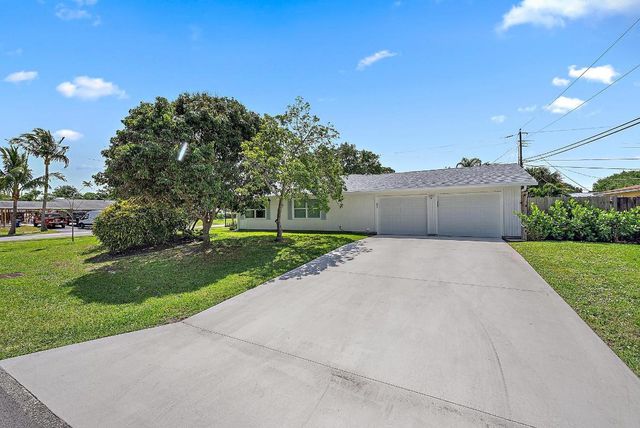 1604 Seabrook Road, Tequesta, FL 33469