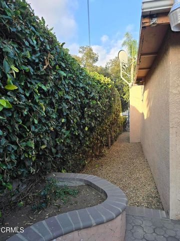 1637 N Garfield Avenue, Pasadena, CA 91104