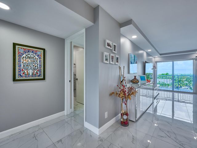 2611 N Riverside Drive 606, Pompano Beach, FL 33062