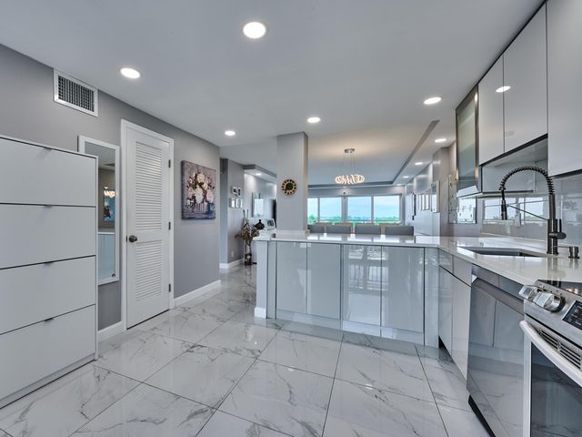 2611 N Riverside Drive 606, Pompano Beach, FL 33062