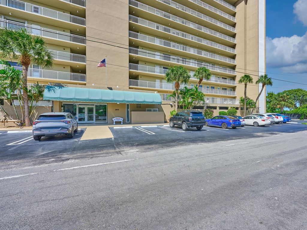 2611 N Riverside Drive 606, Pompano Beach, FL 33062