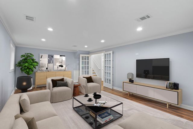 223 Kenloch Avenue, Libertyville, IL 60048