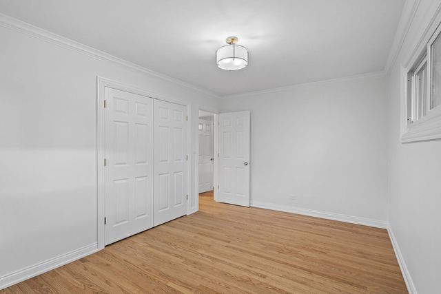 223 Kenloch Avenue, Libertyville, IL 60048