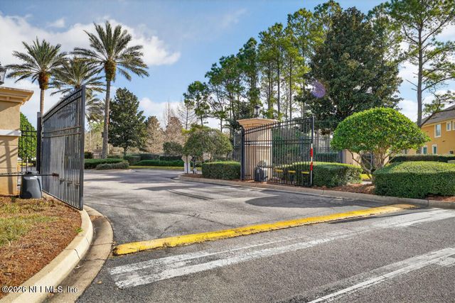 6650 SHADED ROCK Court 18C, Jacksonville, FL 32258