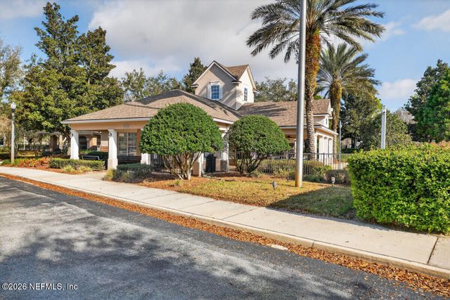 6650 SHADED ROCK Court 18C, Jacksonville, FL 32258