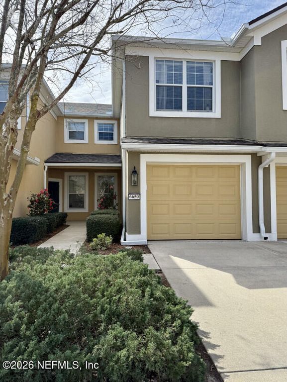 6650 SHADED ROCK Court 18C, Jacksonville, FL 32258