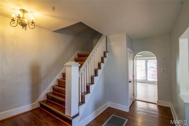 2940 Kincaid Avenue, St Louis, MO 63114