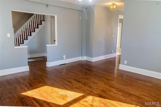 2940 Kincaid Avenue, St Louis, MO 63114