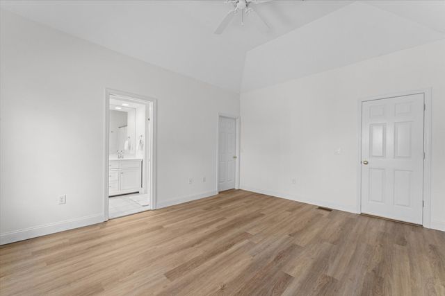 2 Berrywood Ct 2, Bourne, MA 02532