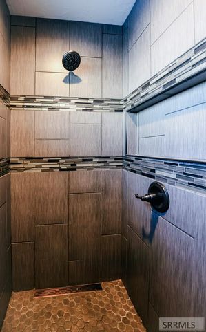 101 S 9th Street, Salmon, ID 83467