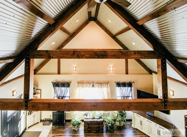 101 S 9th Street, Salmon, ID 83467