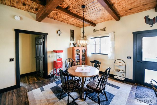 101 S 9th Street, Salmon, ID 83467