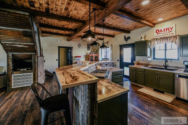 101 S 9th Street, Salmon, ID 83467