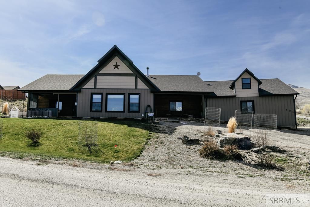 101 S 9th Street, Salmon, ID 83467