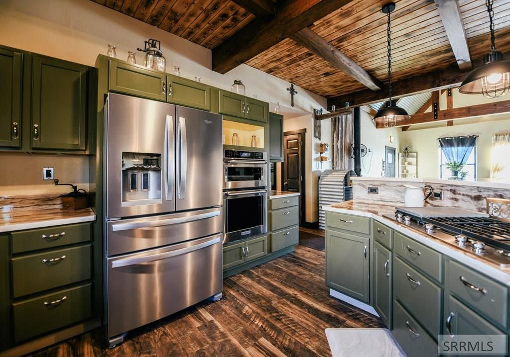 Image 10 of property listing at 101 S 9th Street, Salmon, ID 83467