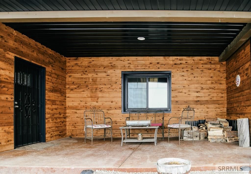 Image 3 of property listing at 101 S 9th Street, Salmon, ID 83467