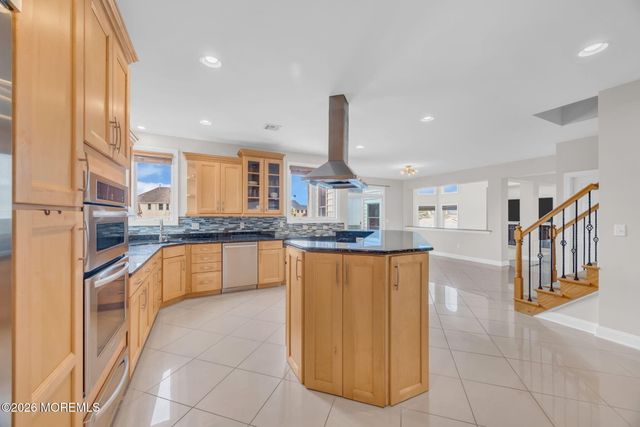 27 Hanging Rock Road, Freehold, NJ 07728