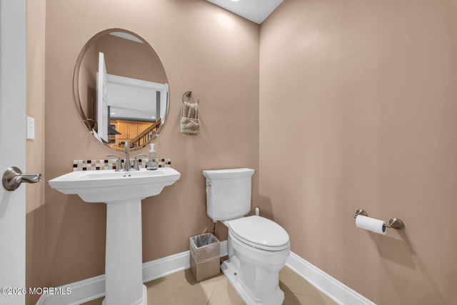 27 Hanging Rock Road, Freehold, NJ 07728
