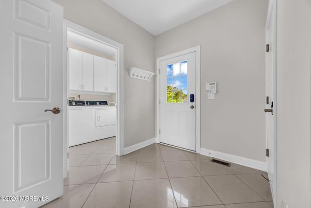 27 Hanging Rock Road, Freehold, NJ 07728