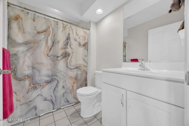 27 Hanging Rock Road, Freehold, NJ 07728