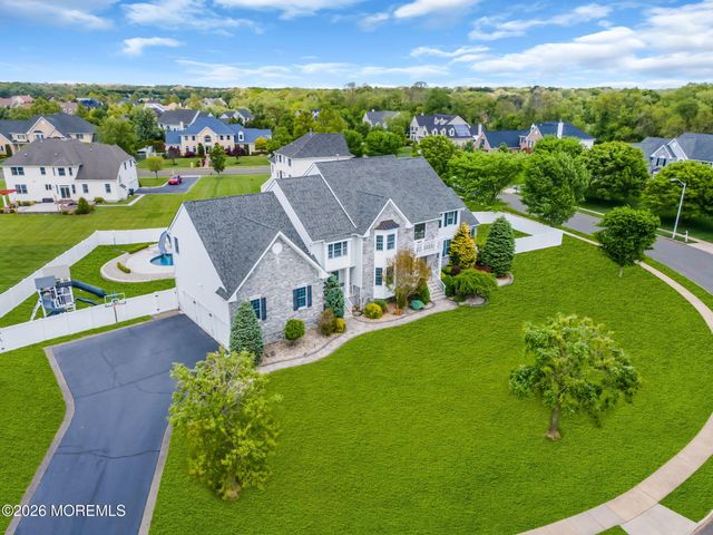 27 Hanging Rock Road, Freehold, NJ 07728