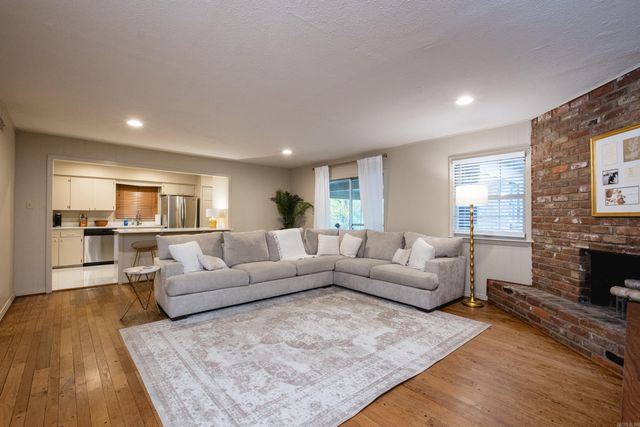 623 Choctaw Circle, Little Rock, AR 72205