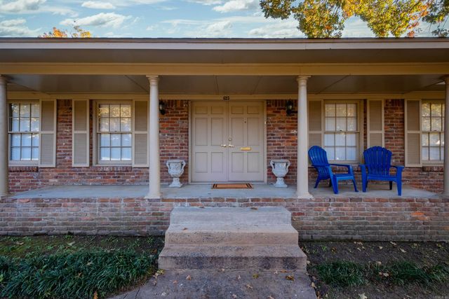 623 Choctaw Circle, Little Rock, AR 72205