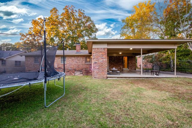 623 Choctaw Circle, Little Rock, AR 72205