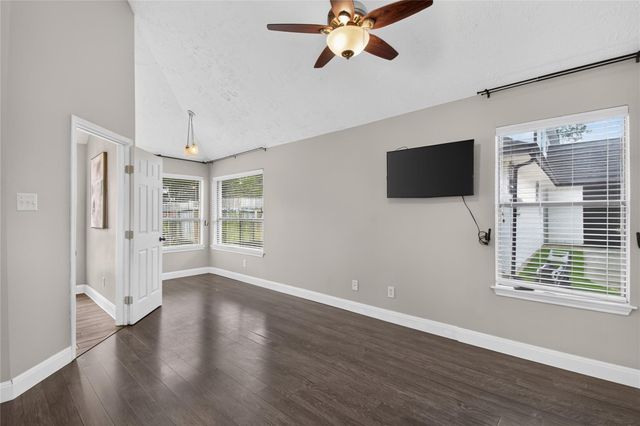 2018 Creston Drive, Spring, TX 77386
