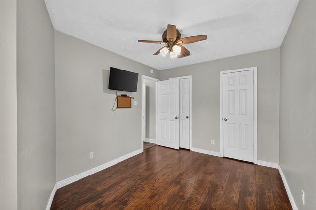 2018 Creston Drive, Spring, TX 77386