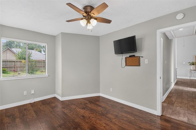 2018 Creston Drive, Spring, TX 77386