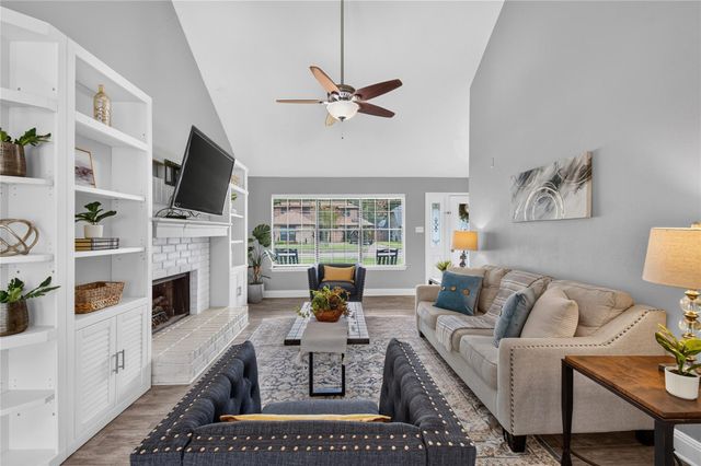 2018 Creston Drive, Spring, TX 77386