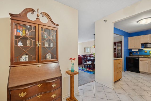 70 W Huron Street 1804, Chicago, IL 60654