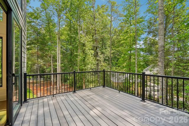 236 Glazener Road, Brevard, NC 28712