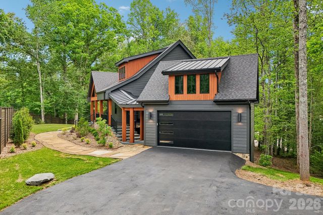 236 Glazener Road, Brevard, NC 28712