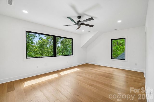 236 Glazener Road, Brevard, NC 28712