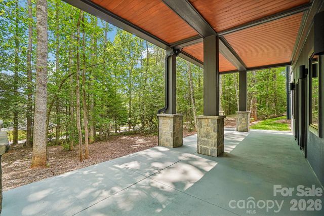 236 Glazener Road, Brevard, NC 28712