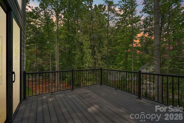 236 Glazener Road, Brevard, NC 28712